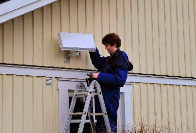 Justering af parabolantenne